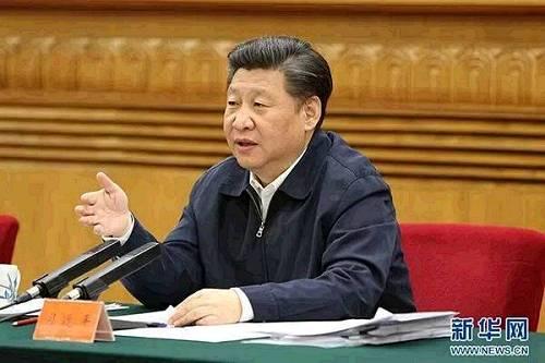 圖為:2016年5月17日,中共中央總書記、國(guó)家主席、中央軍委主席習(xí)近平在北京主持召開哲學(xué)社會(huì)科學(xué)工作座談會(huì)并發(fā)表重要講話。一、堅(jiān)持以馬克思主義為指導(dǎo)